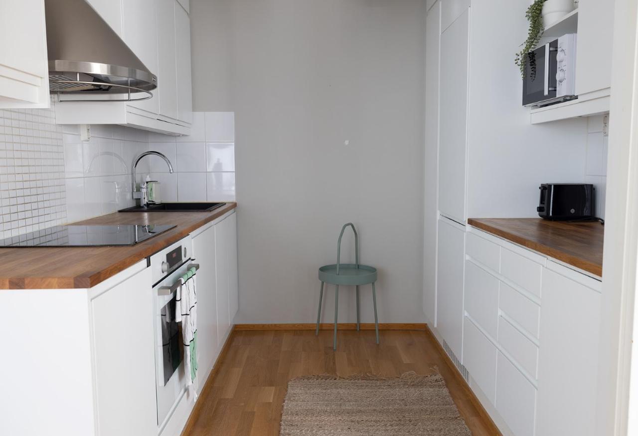 2Ndhomes Charming 1Br Apartment With Sauna In Loennrotinkatu Helsinki Buitenkant foto